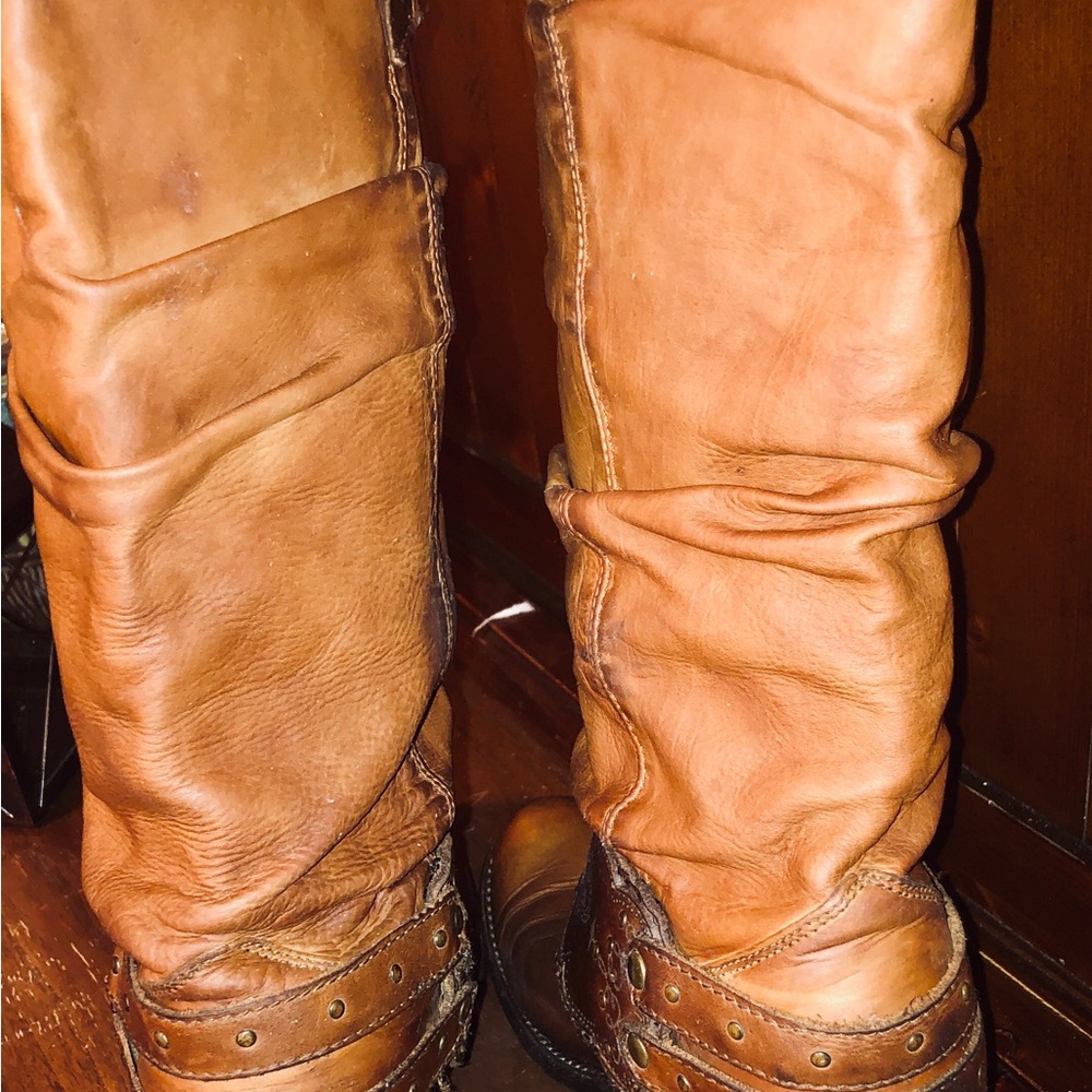 Cuadra Leather Boots, made in Mexico. Size 7 USA see photo.